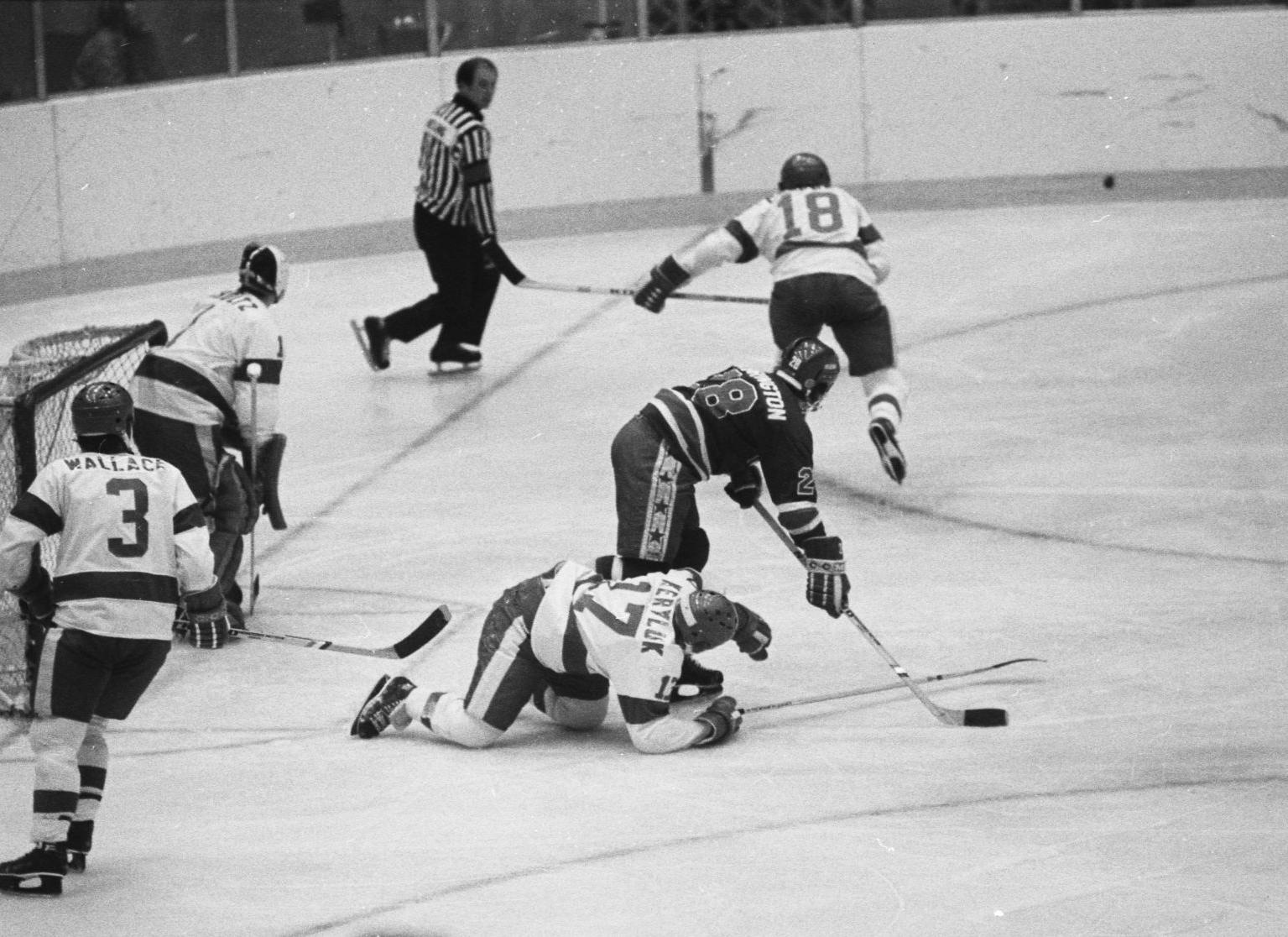 Badgers vs. 1980 U.S. Olympic team